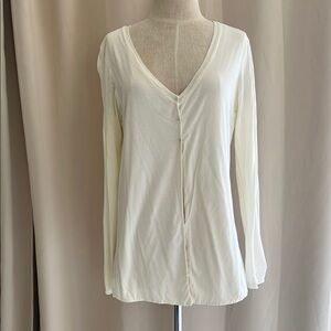 Velvet by Graham & Spencer Cream Long Sleeve Top